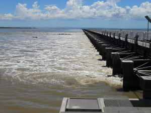 Floodwaters released from Tauwitcherie Barrage 2010